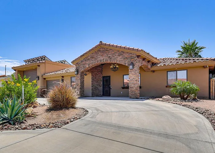 2 Casitas! Luxe Group Getaway, 3 Mi To Havasu Ferienhaus